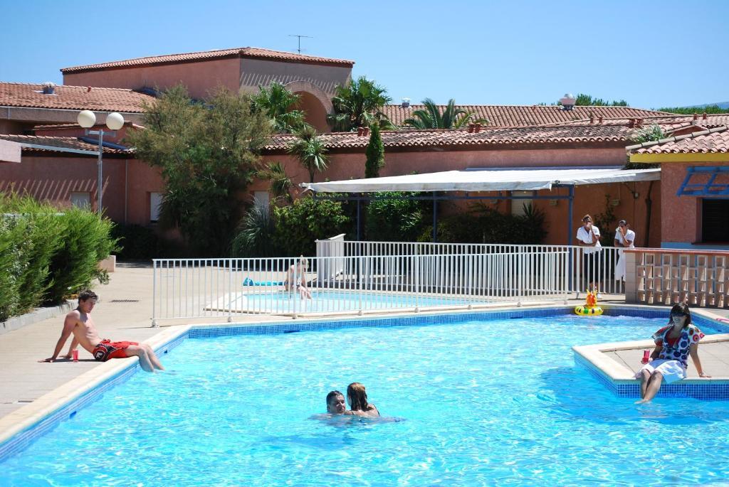 Lagrange Grand Bleu Vacances - Residence Les Jardins De Neptune Saint-Cyprien  Eksteriør billede
